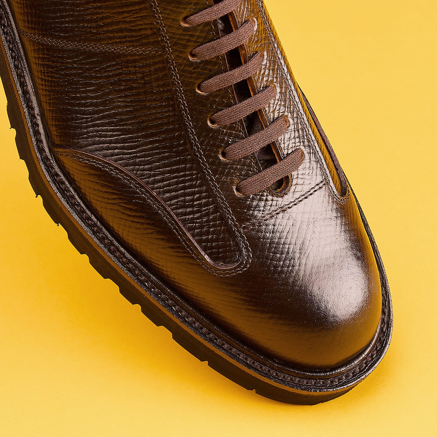 Bowland Dark Brown Hatch Grain Cordovan - Image 4